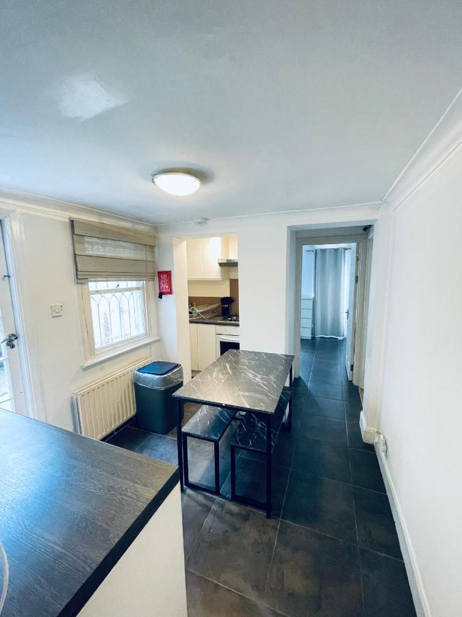 Fulham Serviced Apartment Лондон Екстериор снимка