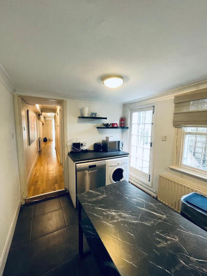 Fulham Serviced Apartment Лондон Екстериор снимка